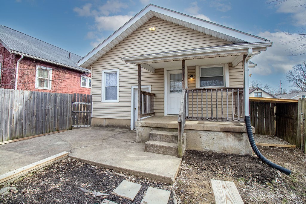 305 N E Street, Hamilton, Ohio image 36