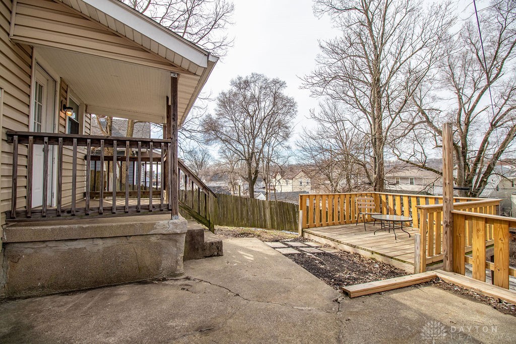305 N E Street, Hamilton, Ohio image 32