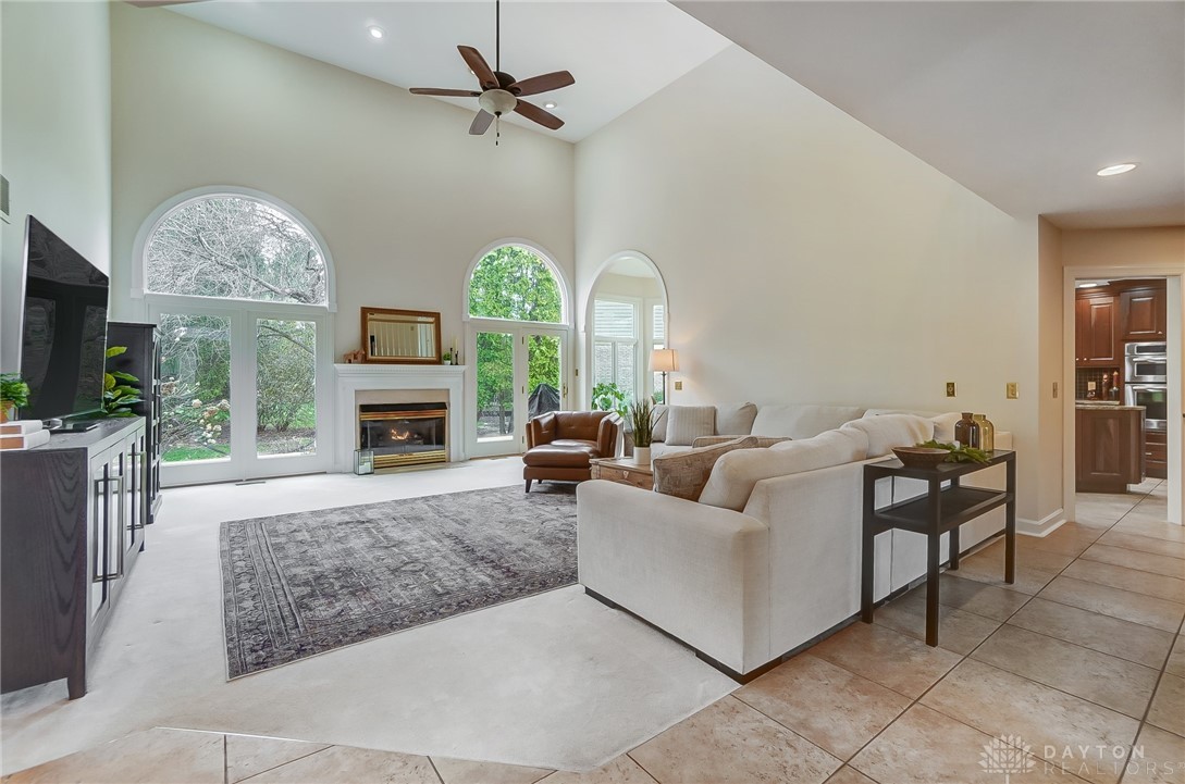 10225 Blossom Wood Court, Dayton, Ohio image 9
