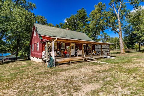 Photo of 1222 Oxford Germantown Road, Camden, OH 45311 (MLS # 943341)
