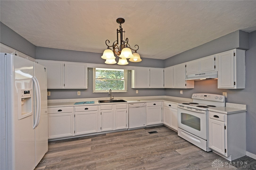 9660 N Dixie Highway, Franklin, Ohio image 12
