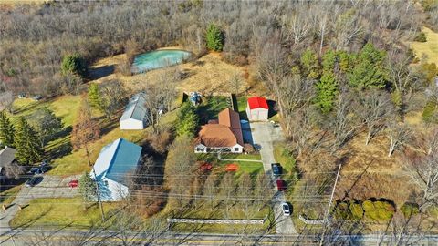 Photo of 6981 Fishburg Road, Dayton, OH 45424 (MLS # 952677)