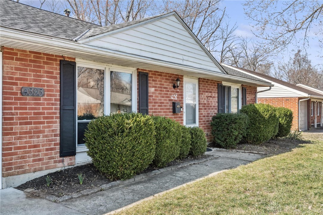 4393 Hillcrest Drive, Bellbrook, Ohio image 4