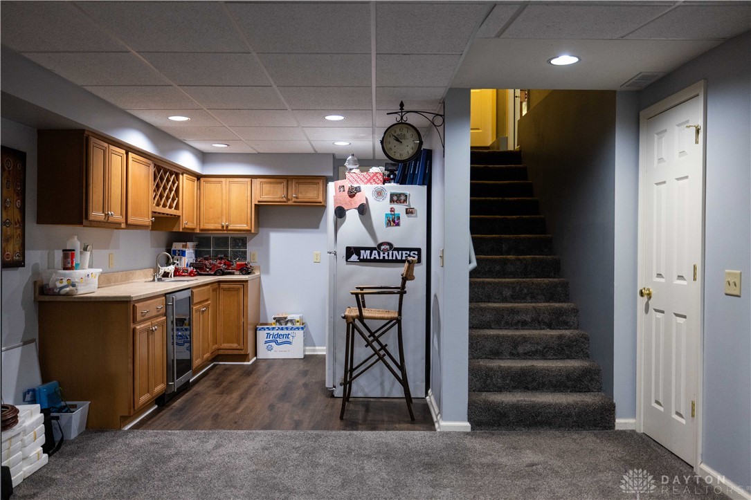 3903 Harris Lane, Springfield, Ohio image 30