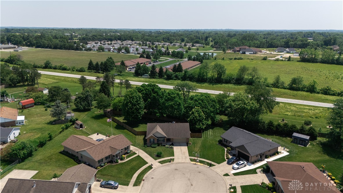 3903 Harris Lane, Springfield, Ohio image 43