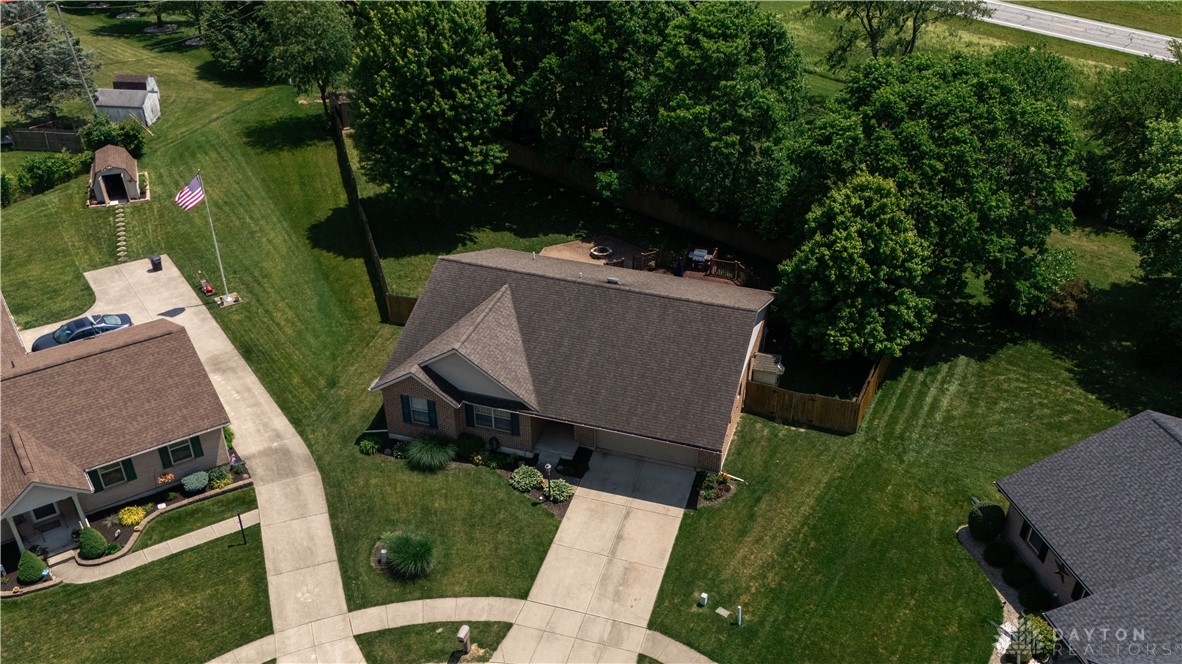 3903 Harris Lane, Springfield, Ohio image 42