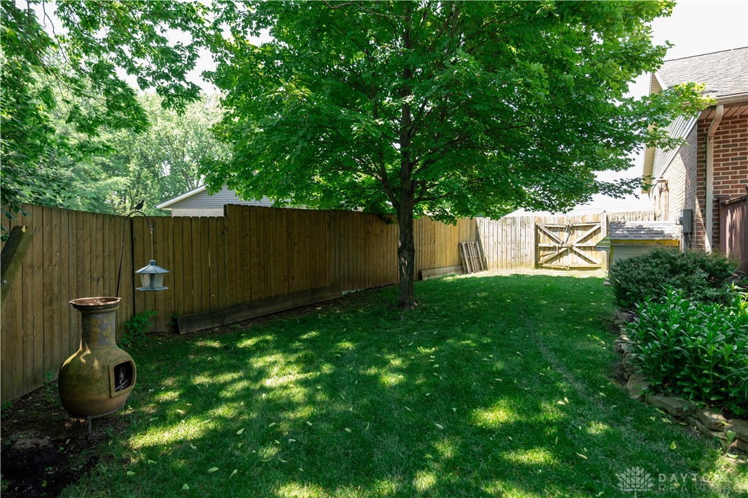 3903 Harris Lane, Springfield, Ohio image 37