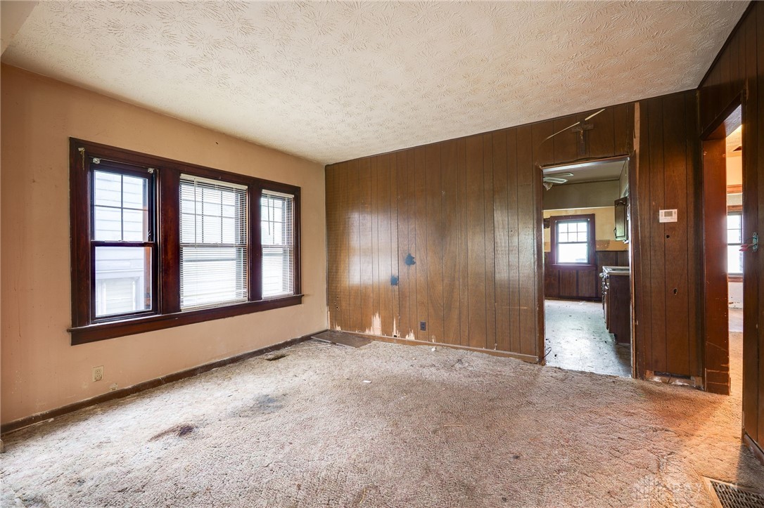 1108 Holly Avenue, Dayton, Ohio image 11