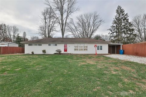 Photo of 6473 Cedar Lake Lane, Loveland, OH 45140 (MLS # 948705)