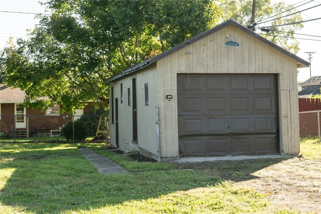 203 4th Street, Lewisburg, Ohio image 44