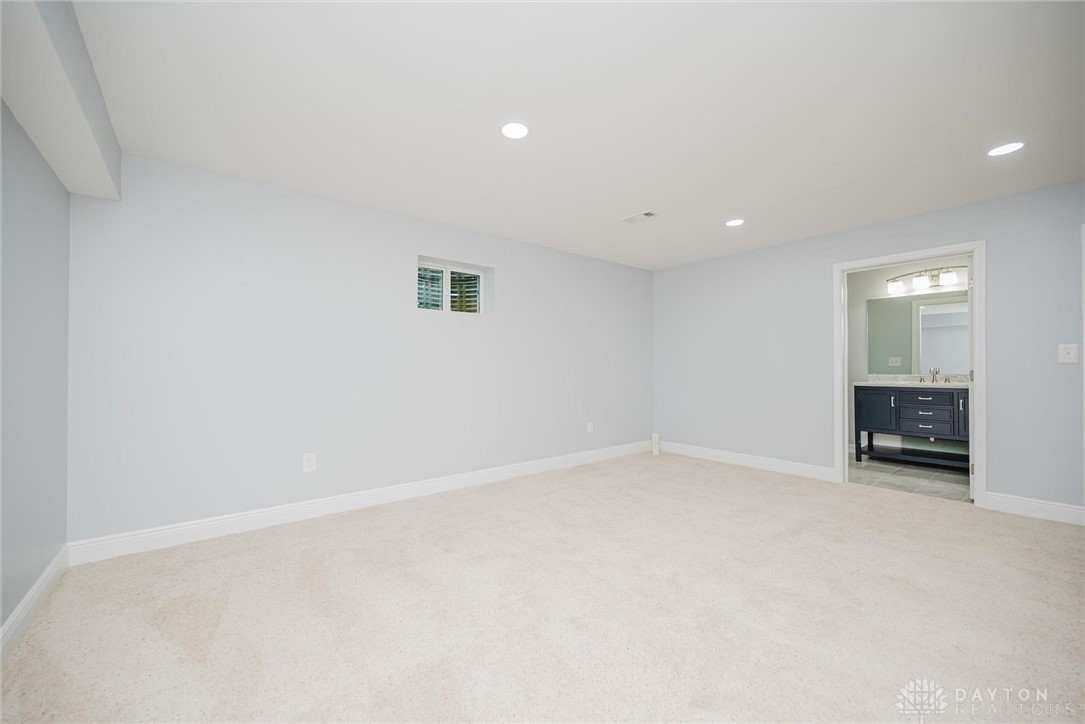 8613 Byers Road, Miamisburg, Ohio image 43