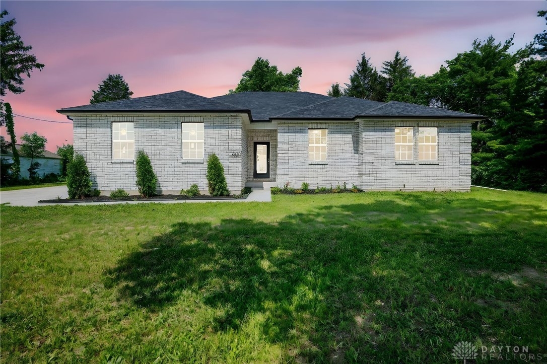 8613 Byers Road, Miamisburg, Ohio image 1