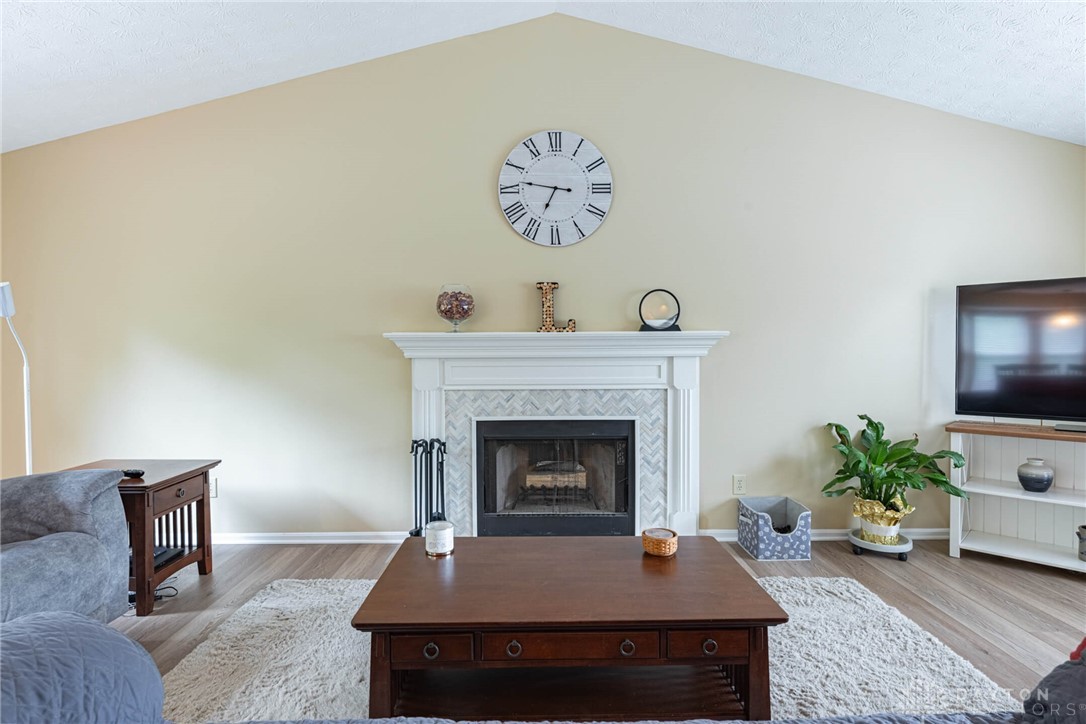 Lebanon, Ohio 45036, United States, 3 Bedrooms Bedrooms, ,3 BathroomsBathrooms,Residential,Pending,166377