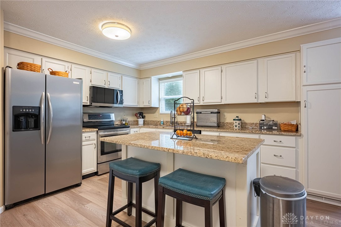 Lebanon, Ohio 45036, United States, 3 Bedrooms Bedrooms, ,3 BathroomsBathrooms,Residential,Pending,166377