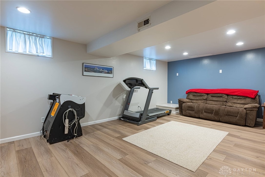 Lebanon, Ohio 45036, United States, 3 Bedrooms Bedrooms, ,3 BathroomsBathrooms,Residential,Pending,166377