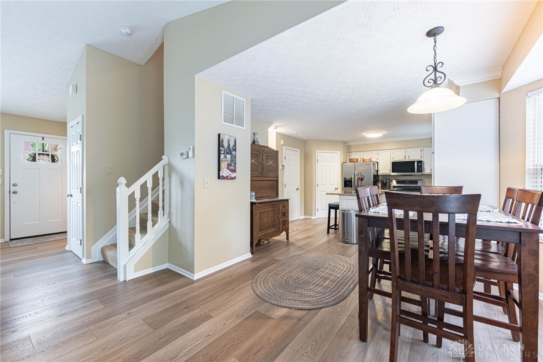 Lebanon, Ohio 45036, United States, 3 Bedrooms Bedrooms, ,3 BathroomsBathrooms,Residential,Pending,166377