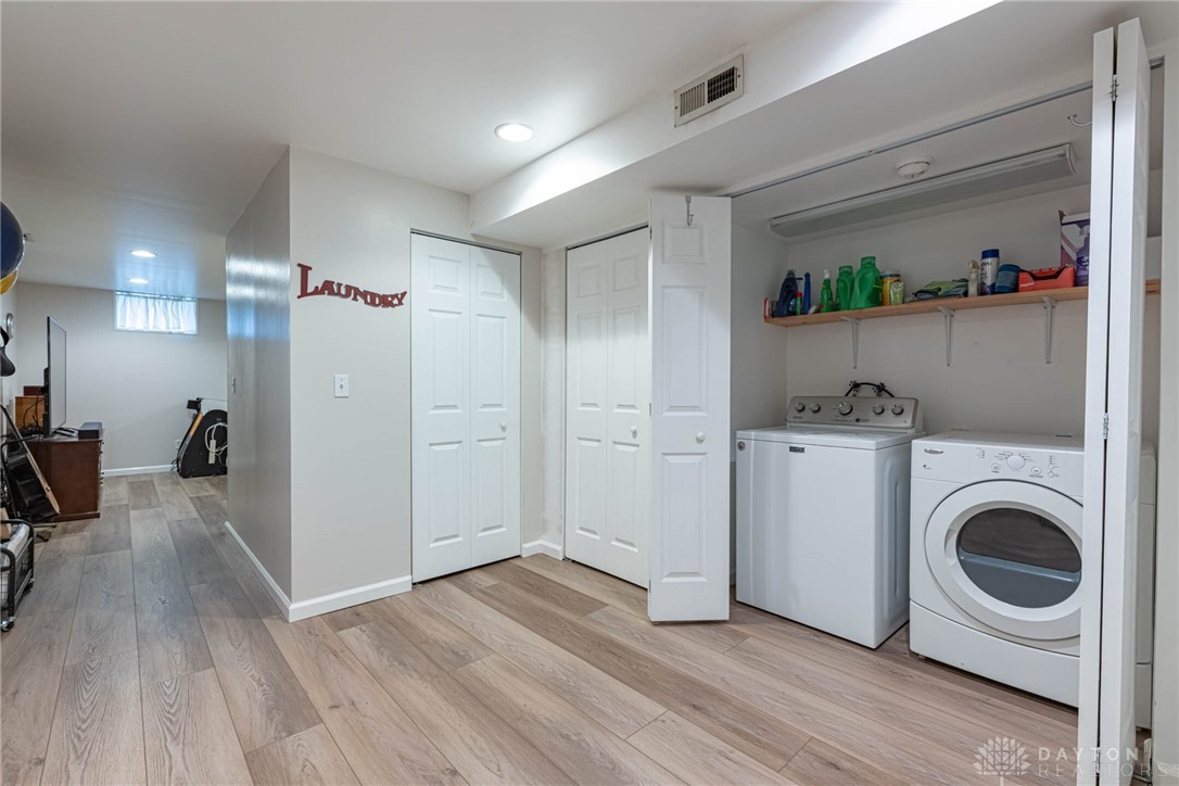 Lebanon, Ohio 45036, United States, 3 Bedrooms Bedrooms, ,3 BathroomsBathrooms,Residential,Pending,166377