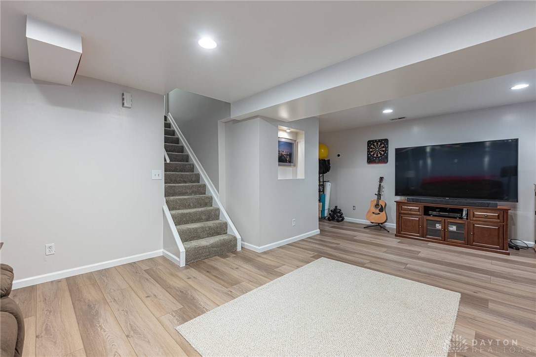 Lebanon, Ohio 45036, United States, 3 Bedrooms Bedrooms, ,3 BathroomsBathrooms,Residential,Pending,166377