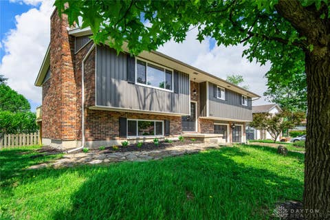 Homes For Sale - 1021 Bermuda Drive<br/> Miamisburg, OH 45342