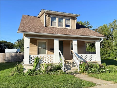Photo of 1217 Eureka Drive, Kettering, OH 45419 (MLS # 970049)