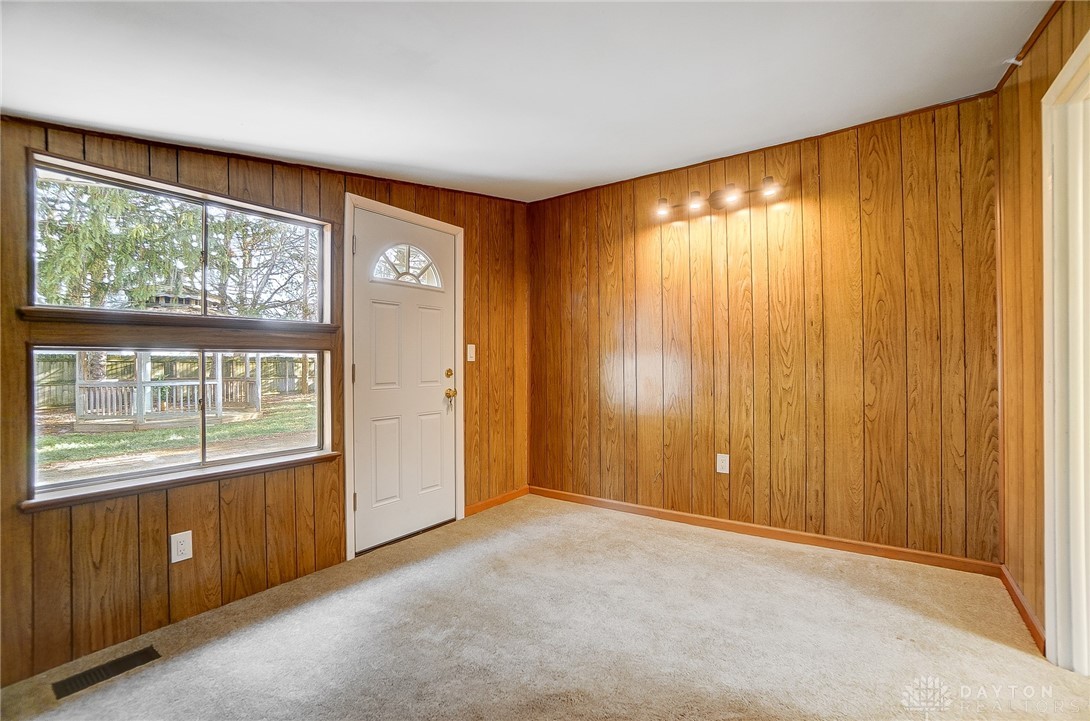 330 Gramercy Drive, Dayton, Ohio image 36