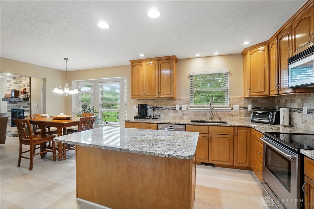 301 Sagewood Court, Monroe, Ohio image 17