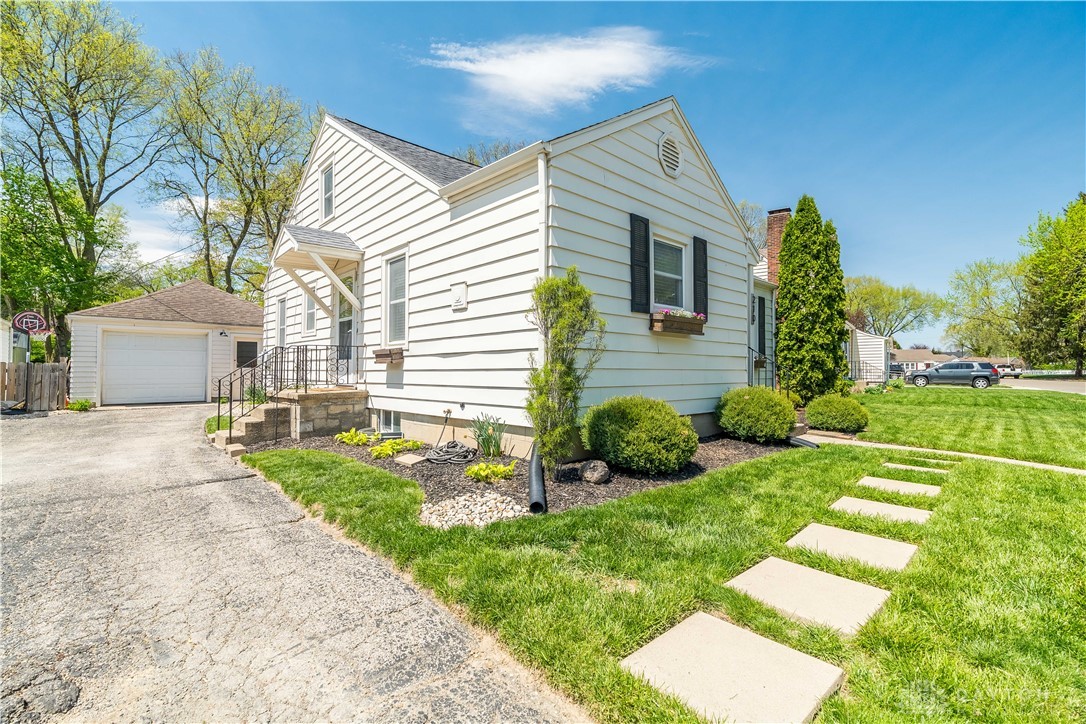 210 Penn Road, Troy, Ohio image 25