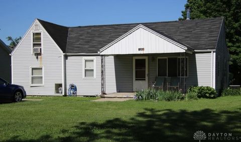 Photo of 2063 Dorothy Avenue, Fairborn, OH 45324 (MLS # 949791)