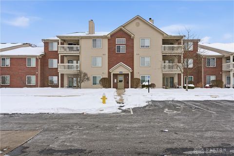 Photo of 1721 Waterstone Boulevard #101, Miamisburg, OH 45342 (MLS # 951618)