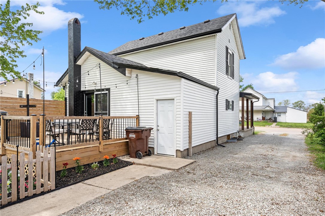 224 S Walnut Street