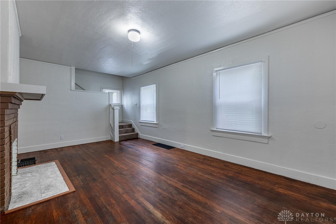 Dayton, Ohio 45405, United States, 3 Bedrooms Bedrooms, ,1 BathroomBathrooms,Residential,Active,238143