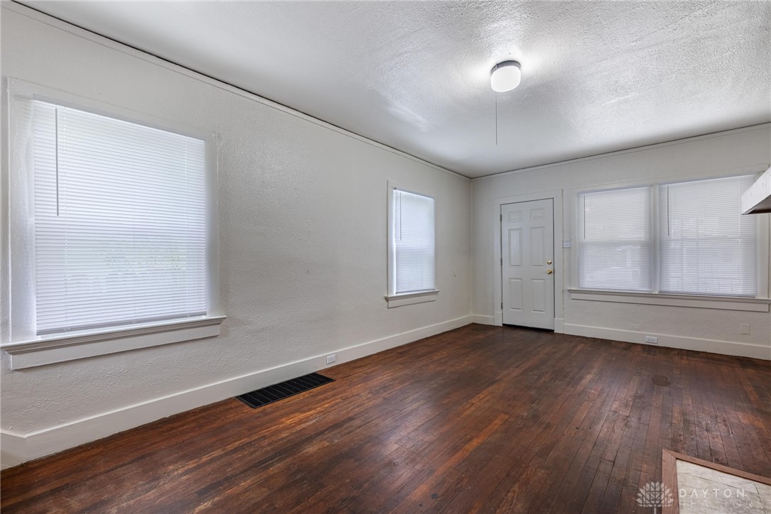 Dayton, Ohio 45405, United States, 3 Bedrooms Bedrooms, ,1 BathroomBathrooms,Residential,Active,238143