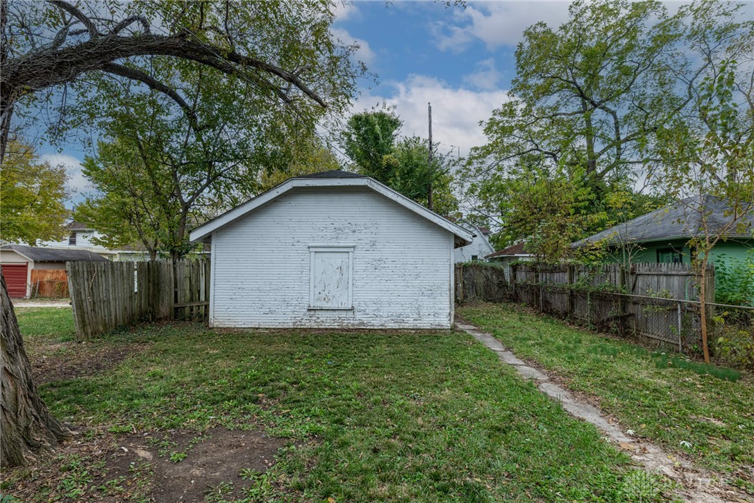 Dayton, Ohio 45405, United States, 3 Bedrooms Bedrooms, ,1 BathroomBathrooms,Residential,Active,238143