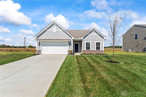 Photo of 1117 Honeydew Drive, Tipp City, OH 45373 (MLS # 939150)