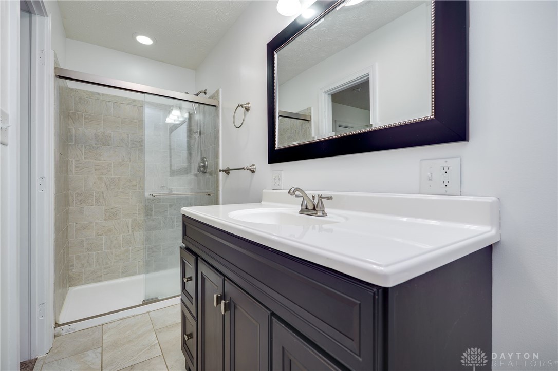 2875 Fernside Court, Dayton, Ohio image 27