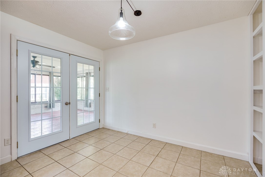 2875 Fernside Court, Dayton, Ohio image 17