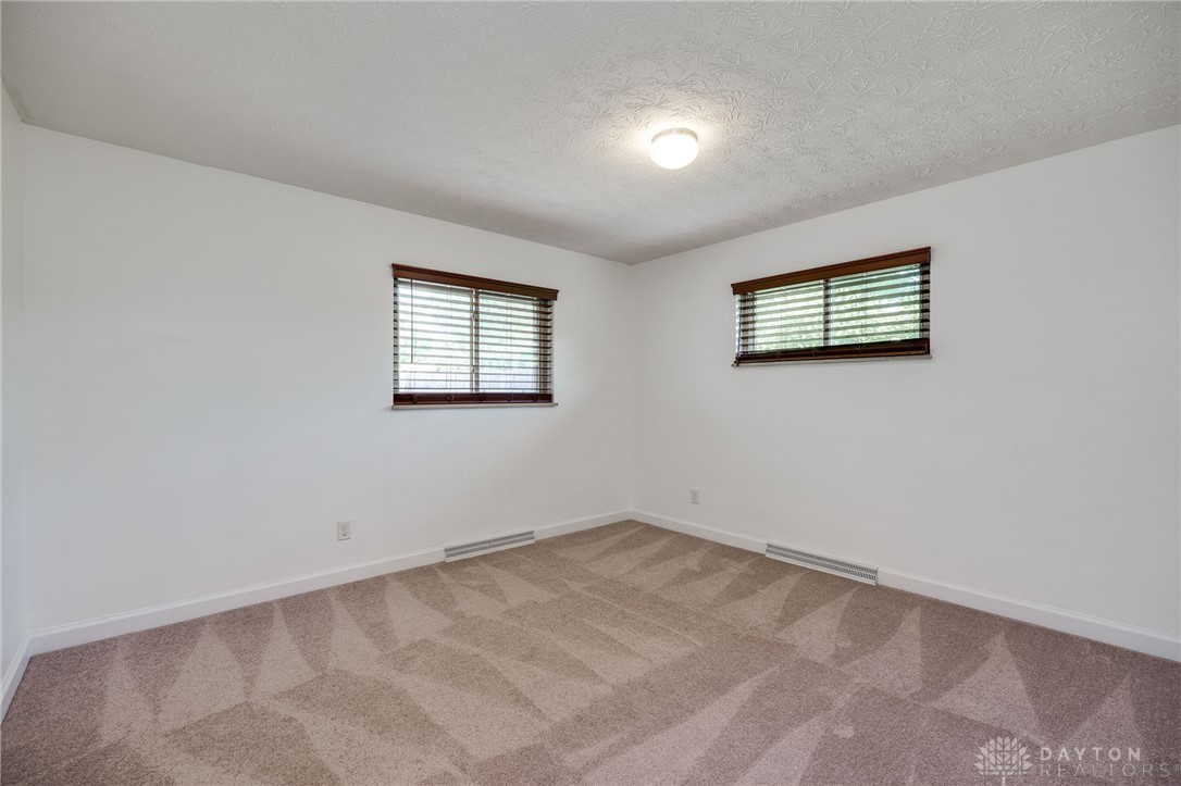 2875 Fernside Court, Dayton, Ohio image 24