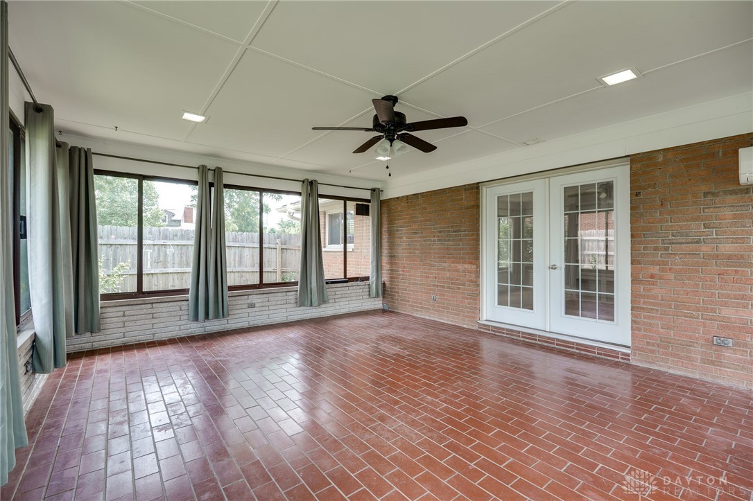 2875 Fernside Court, Dayton, Ohio image 23