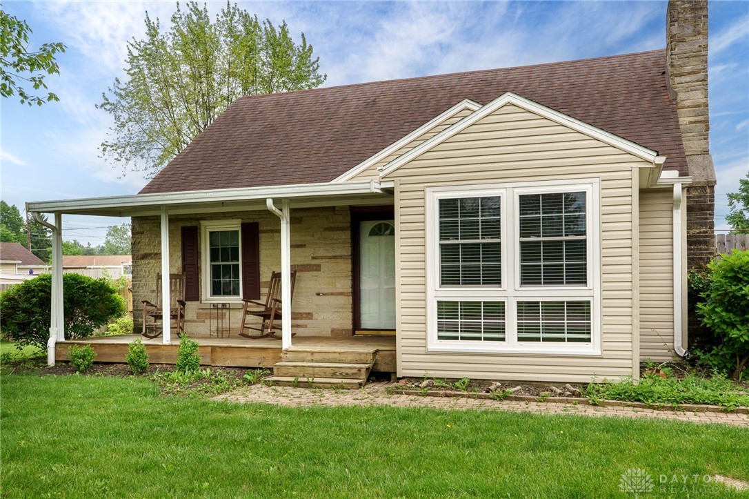 1738 Parkview Drive, Xenia, Ohio image 2