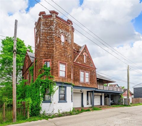 Photo of 310 E Maple Avenue, Miamisburg, OH 45342 (MLS # 928509)