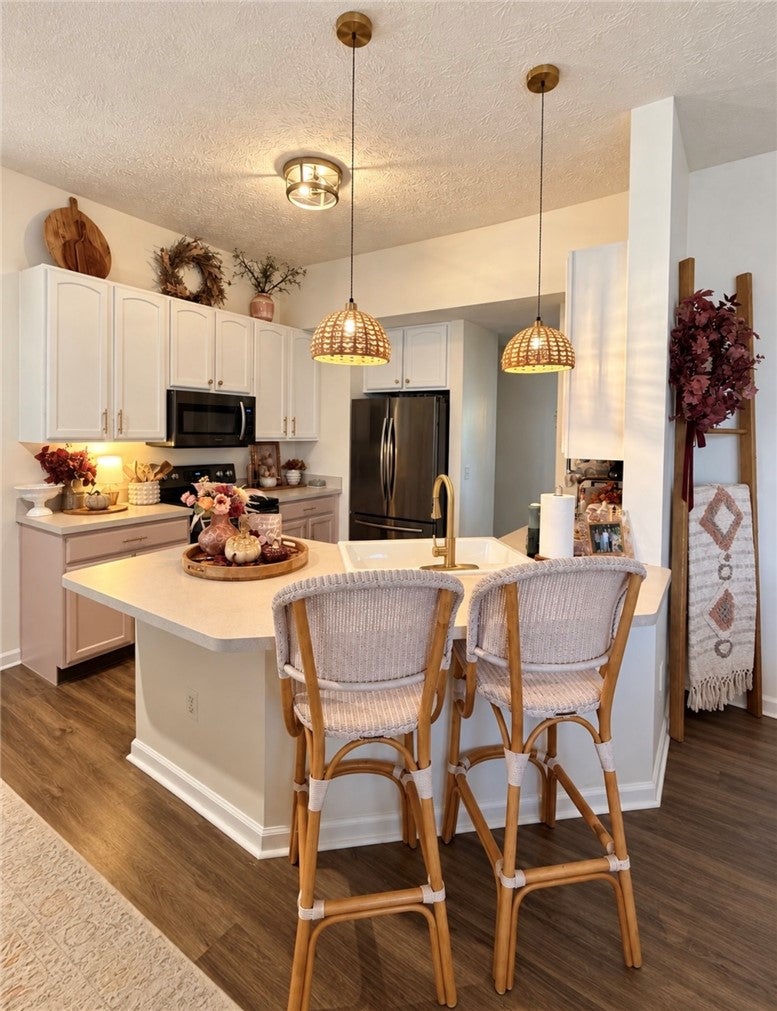 4964 Summerset Drive