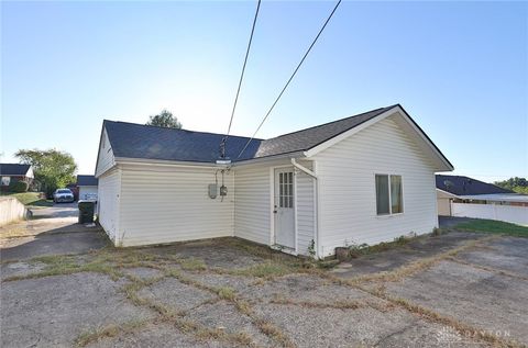 Tiny photo for 111 Moore Drive, Franklin, OH 45005 (MLS # 945441)