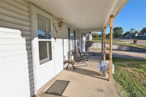 Tiny photo for 111 Moore Drive, Franklin, OH 45005 (MLS # 945441)