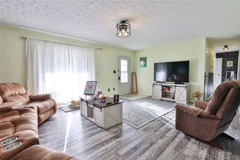 Tiny photo for 111 Moore Drive, Franklin, OH 45005 (MLS # 945441)