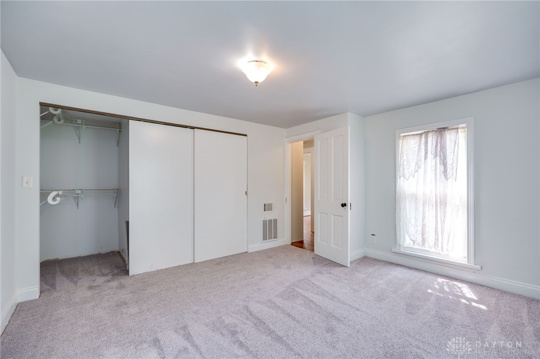 4742 Peacock Road, Springfield, Ohio image 32