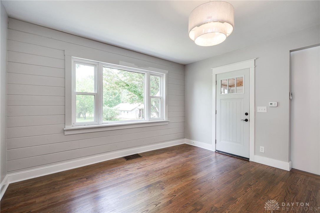 4742 Peacock Road, Springfield, Ohio image 12