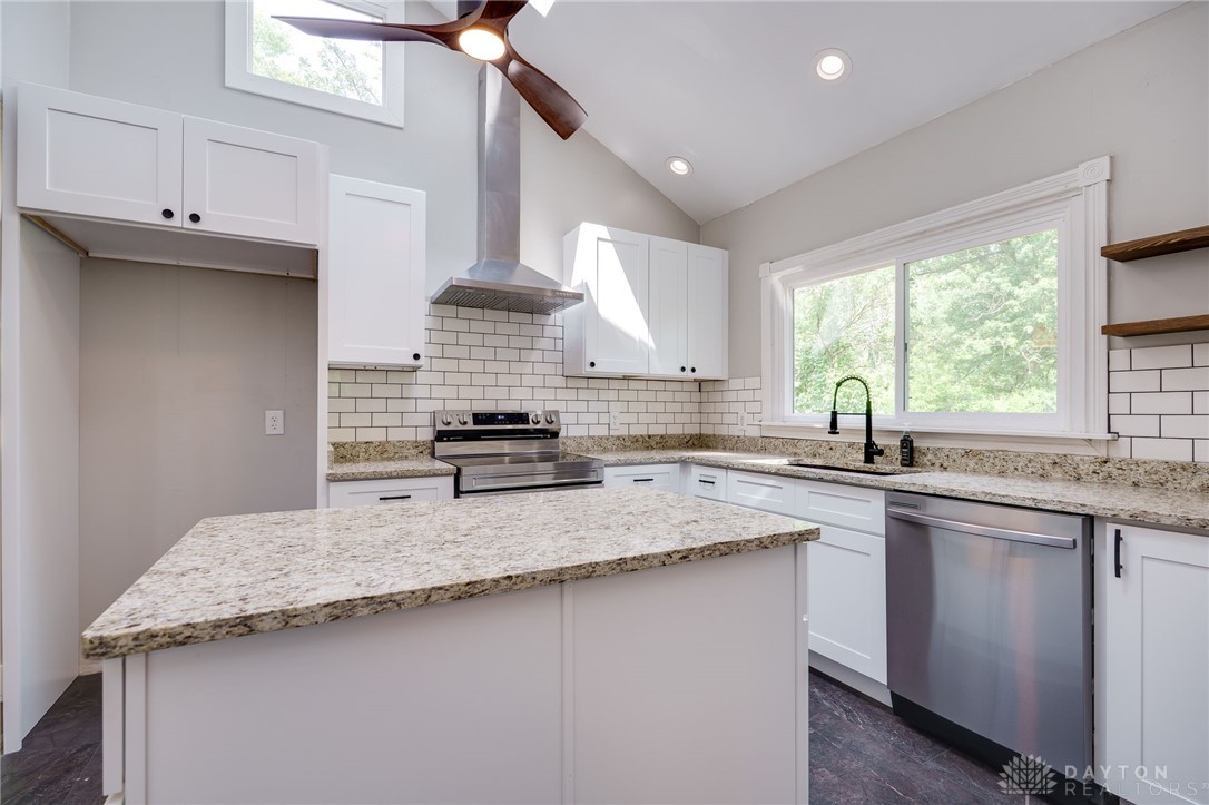 4742 Peacock Road, Springfield, Ohio image 17