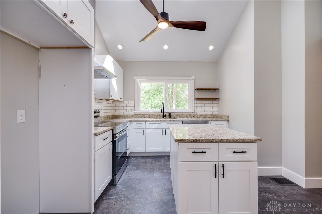 4742 Peacock Road, Springfield, Ohio image 15