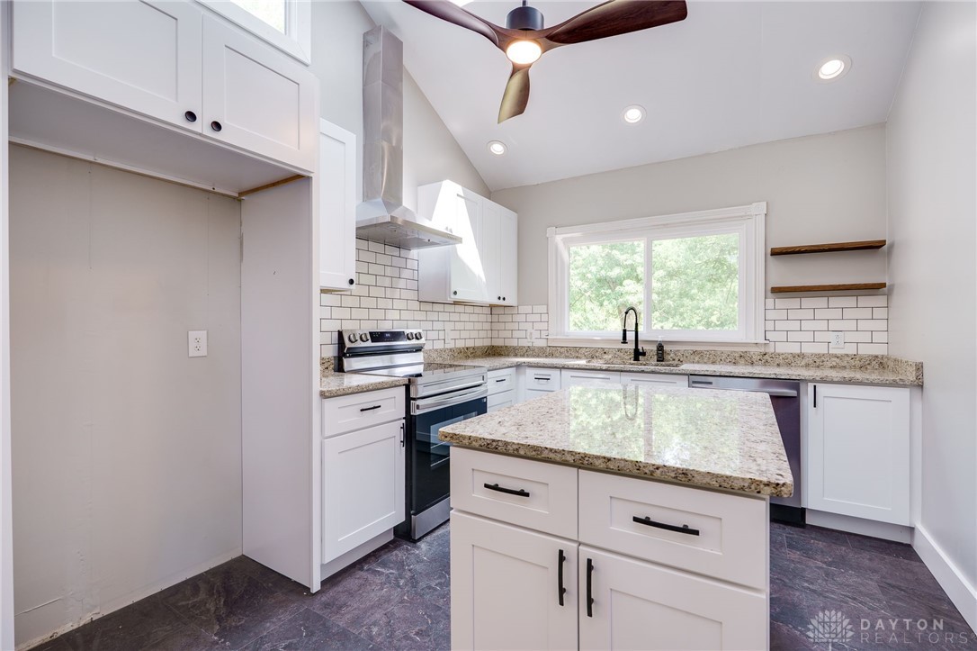4742 Peacock Road, Springfield, Ohio image 16