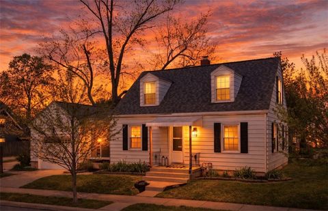 Photo of 115 Maple Avenue, Lebanon, OH 45036 (MLS # 956455)